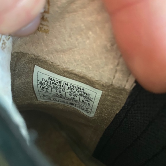 Reef Booties - Picture 6 of 6